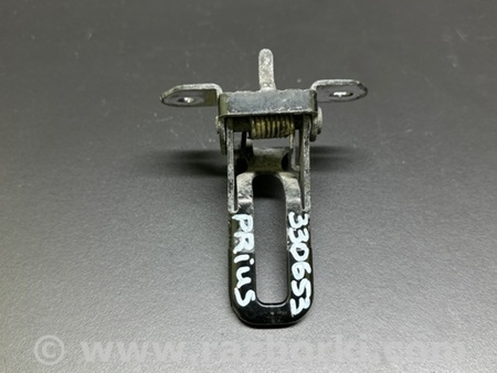 ФОТО Крюк замка капота для Toyota Prius 30 (09-17) Киев