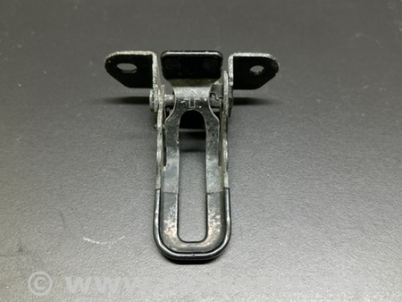 ФОТО Крюк замка капота для Toyota Prius 30 (09-17) Киев