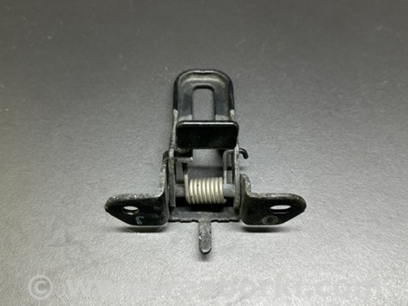 ФОТО Крюк замка капота для Toyota Prius 30 (09-17) Киев