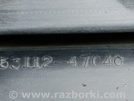 ФОТО Решетка переднего бампера для Toyota Prius 30 (09-17) Киев