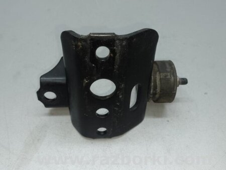 ФОТО Кронштейн крепления двигателя для Toyota Prius 30 (09-17) Киев