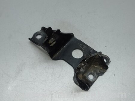 ФОТО Кронштейн крепления двигателя для Toyota Prius 30 (09-17) Киев