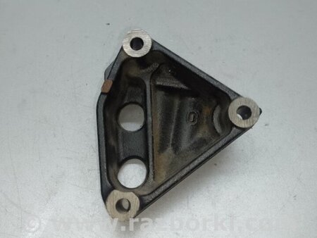 ФОТО Кронштейн крепления двигателя для Toyota Prius 30 (09-17) Киев