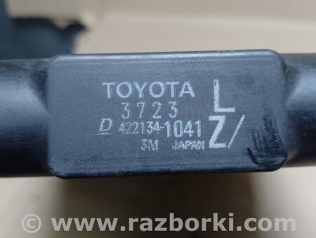 ФОТО Радиатор основной для Toyota Prius 30 (09-17) Киев