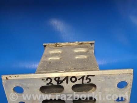 ФОТО Кронштейн усилителя переднего бампера для Toyota Prius 30 (09-17) Киев