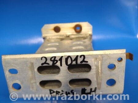 ФОТО Кронштейн усилителя переднего бампера для Toyota Prius 30 (09-17) Киев
