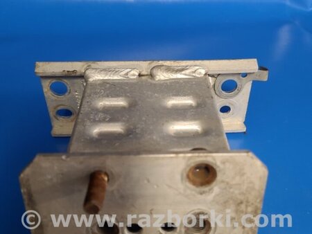 ФОТО Кронштейн усилителя переднего бампера для Toyota Prius 30 (09-17) Киев