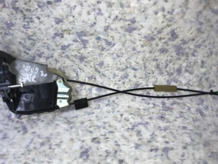 ФОТО Замок двери для Toyota Prius 30 (09-17) Киев