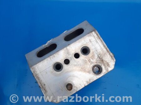 ФОТО Кронштейн усилителя переднего бампера для Toyota Prius 30 (09-17) Киев