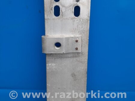 ФОТО Усилитель переднего бампера для Toyota Prius 30 (09-17) Киев