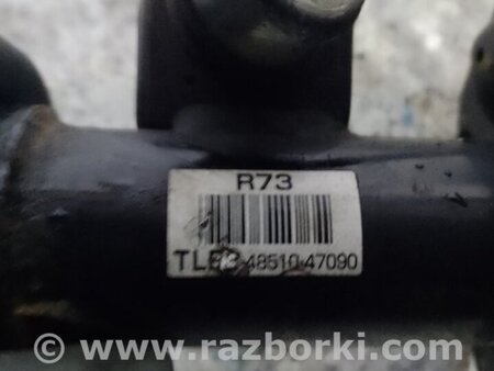 ФОТО Амортизатор для Toyota Prius 30 (09-17) Киев