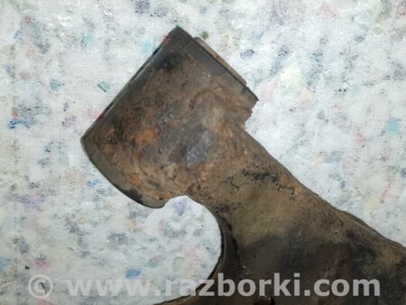 ФОТО Рычаг передний нижний для Toyota Prius 30 (09-17) Киев