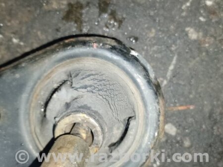 ФОТО Рычаг передний нижний для Toyota Prius 30 (09-17) Киев