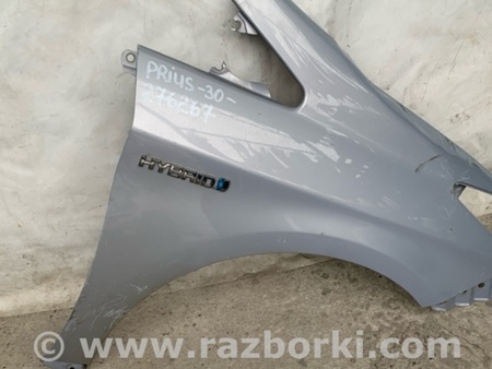 ФОТО Крыло переднее для Toyota Prius 30 (09-17) Киев