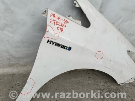 ФОТО Крыло переднее для Toyota Prius 30 (09-17) Киев