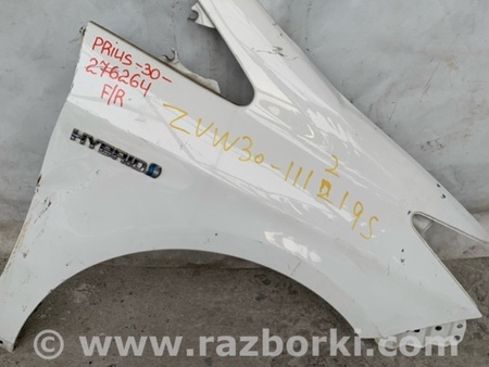 ФОТО Крыло переднее для Toyota Prius 30 (09-17) Киев