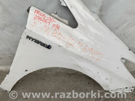 ФОТО Крыло переднее для Toyota Prius 30 (09-17) Киев
