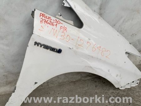 ФОТО Крыло переднее для Toyota Prius 30 (09-17) Киев
