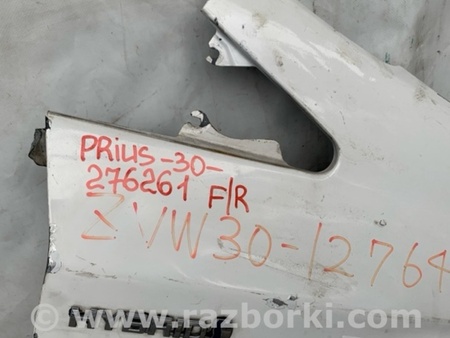 ФОТО Крыло переднее для Toyota Prius 30 (09-17) Киев