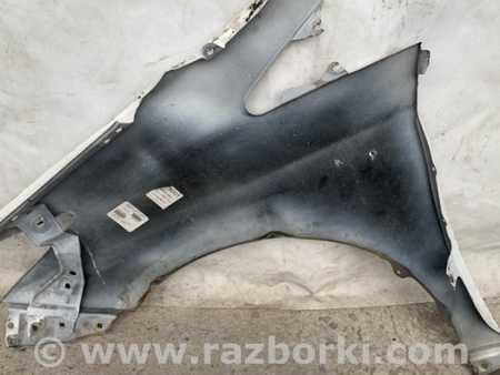 ФОТО Крыло переднее для Toyota Prius 30 (09-17) Киев
