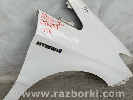 ФОТО Крыло переднее для Toyota Prius 30 (09-17) Киев