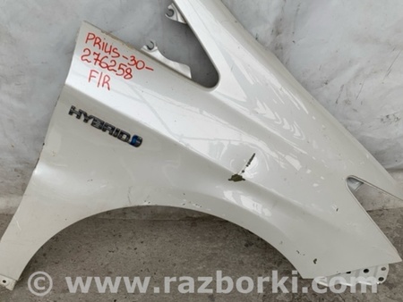 ФОТО Крыло переднее для Toyota Prius 30 (09-17) Киев