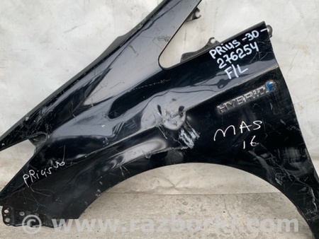 ФОТО Крыло переднее для Toyota Prius 30 (09-17) Киев