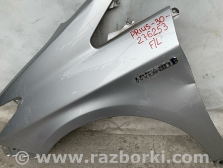 ФОТО Крыло переднее для Toyota Prius 30 (09-17) Киев