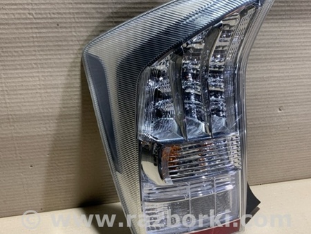ФОТО Фонарь задний наружный для Toyota Prius 30 (09-17) Киев