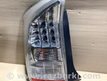 ФОТО Фонарь задний наружный для Toyota Prius 30 (09-17) Киев