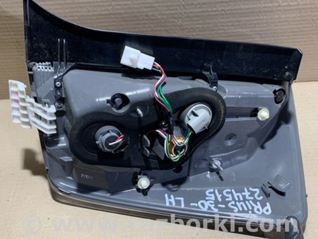 ФОТО Фонарь задний наружный для Toyota Prius 30 (09-17) Киев