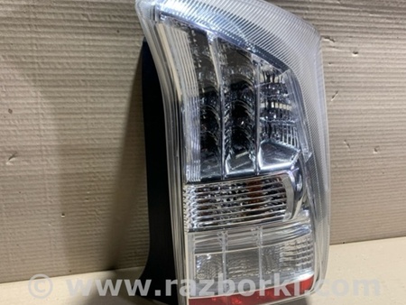 ФОТО Фонарь задний наружный для Toyota Prius 30 (09-17) Киев