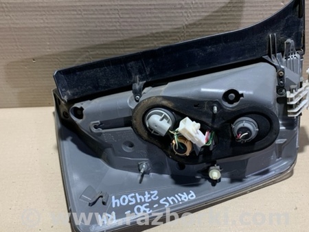 ФОТО Фонарь задний наружный для Toyota Prius 30 (09-17) Киев