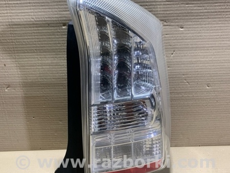 ФОТО Фонарь задний наружный для Toyota Prius 30 (09-17) Киев
