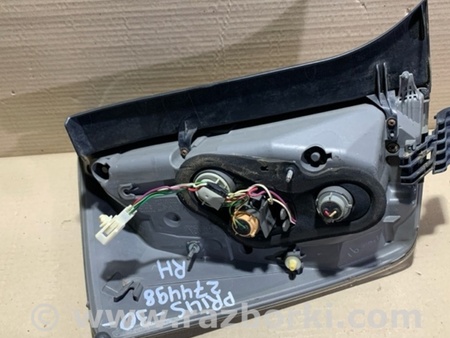 ФОТО Фонарь задний наружный для Toyota Prius 30 (09-17) Киев