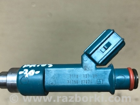 ФОТО Форсунка топливная для Toyota Prius 30 (09-17) Киев