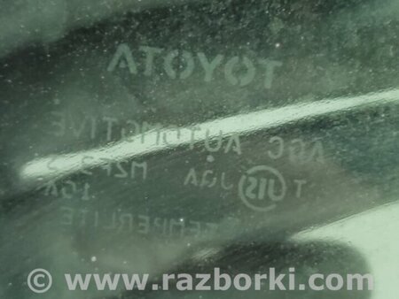ФОТО Стекло двери для Toyota Prius 30 (09-17) Киев