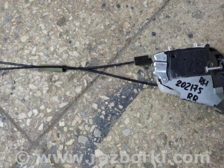 ФОТО Замок двери для Toyota Prius 30 (09-17) Киев