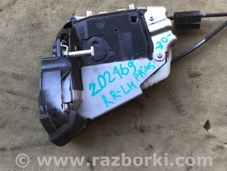 ФОТО Замок двери для Toyota Prius 30 (09-17) Киев
