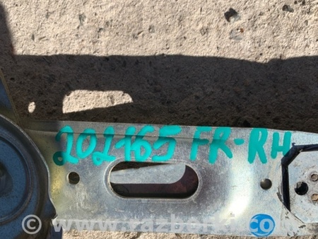ФОТО Стеклоподъемник для Toyota Prius 30 (09-17) Киев