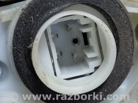 ФОТО Замок двери для Toyota Prius 30 (09-17) Киев