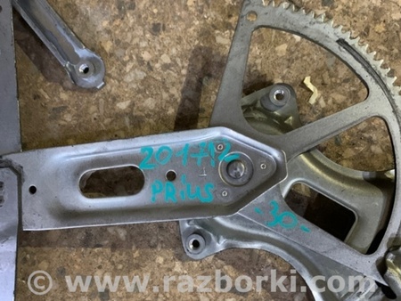 ФОТО Стеклоподъемник для Toyota Prius 30 (09-17) Киев