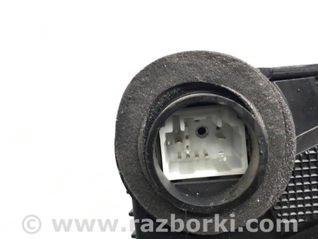 ФОТО Замок двери для Toyota Prius 30 (09-17) Киев