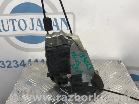 ФОТО Замок двери для Toyota Prius 30 (09-17) Киев