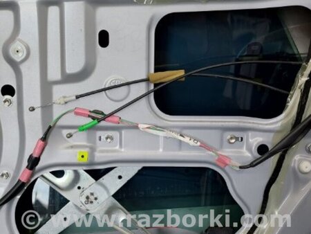 ФОТО Стекло двери для Toyota Prius 30 (09-17) Киев
