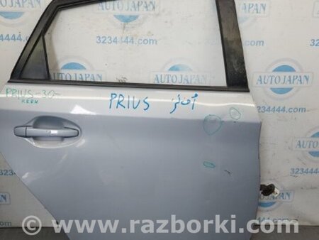 ФОТО Стекло двери для Toyota Prius 30 (09-17) Киев
