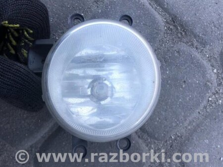 ФОТО Противотуманная фара для Toyota Prius 30 (09-17) Киев