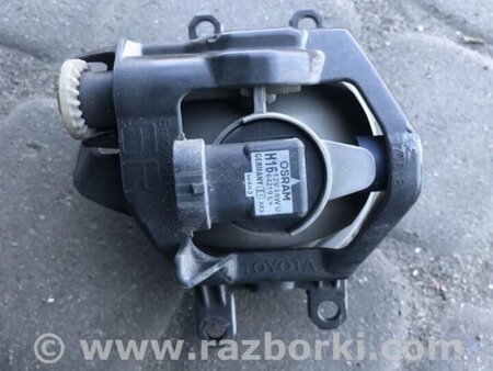 ФОТО Противотуманная фара для Toyota Prius 30 (09-17) Киев