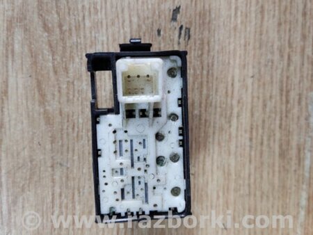 ФОТО Кнопка стеклоподьемника для Toyota Prius 30 (09-17) Киев