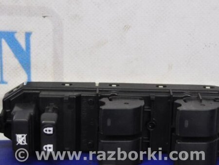 ФОТО Блок управления стеклоподъемником для Toyota Prius 30 (09-17) Киев